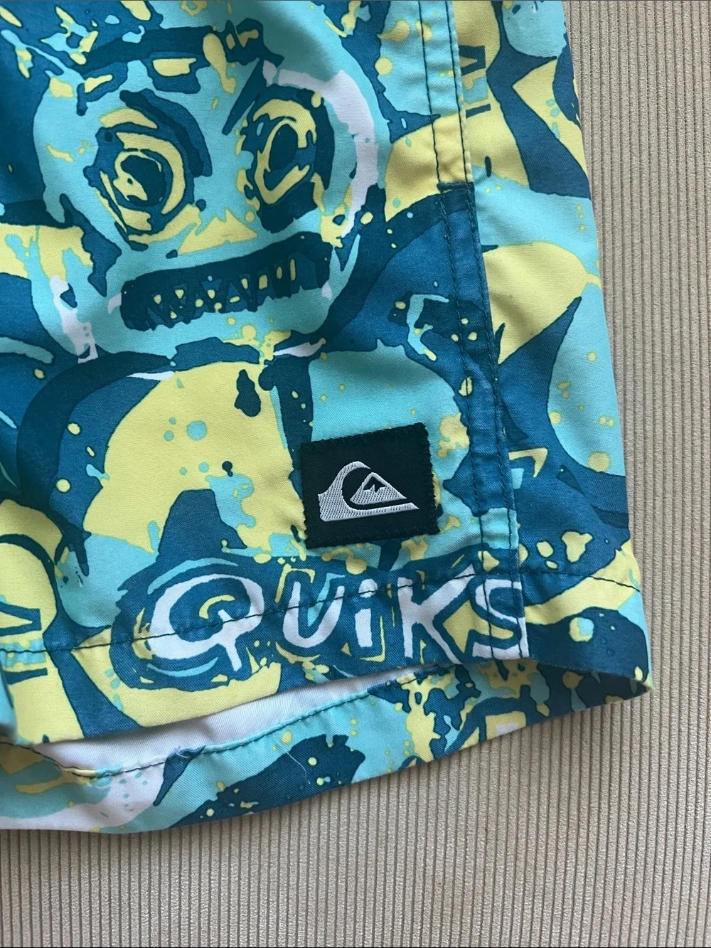 Boys 4T Quicksilver boardshorts